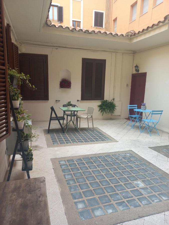Monolocale Suite Con Terrazzino Rzym Zewnętrze zdjęcie