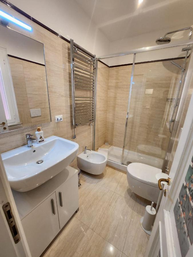 Monolocale Suite Con Terrazzino Rzym Zewnętrze zdjęcie